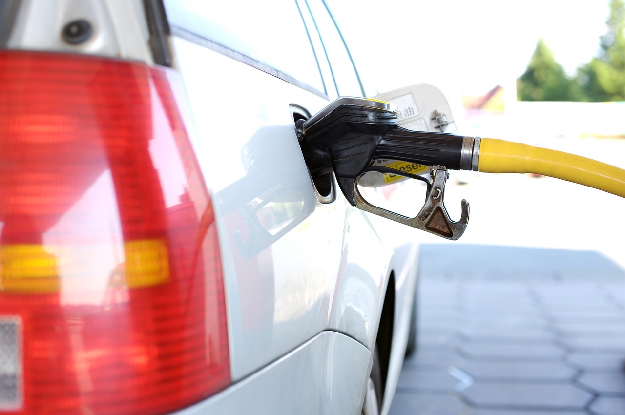 Our Top 5 Hacks To Saving Fuel